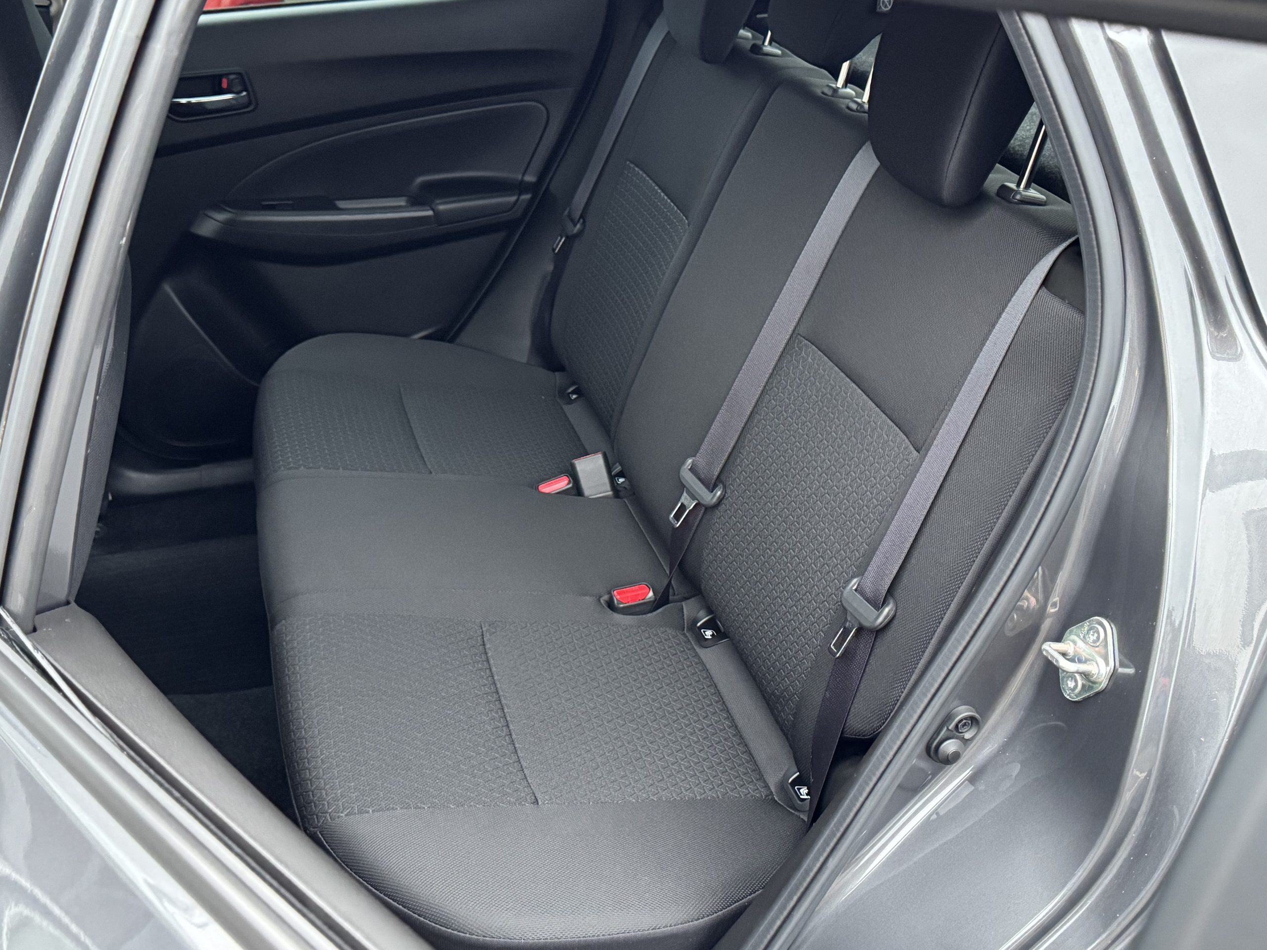 
								Private: Suzuki Swift 1.2 SZ5 Dualjet Hybrid CVT Automatic – RV73 MLN – 12 Month Warranty full									
